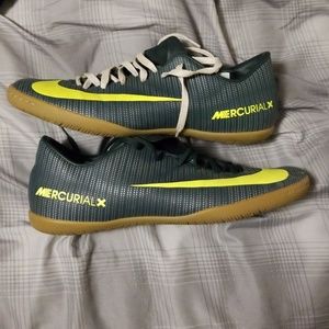 Nike Mercurial CR7 Indoor Soccer Shoes